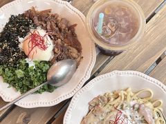 -CowCow其其·牛杂咖啡公司(六运店)