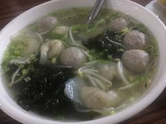 牛丸鱼角紫菜汤-老彬专工蚝烙糕粿