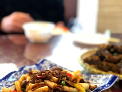 泡椒藕带烧鸡杂-堤角王师傅牛骨头