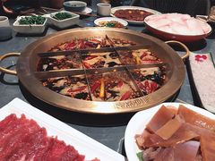 -长嘉·河图火锅(长嘉汇江景旗舰店)