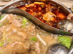 -肖肖酸萝卜鱼火锅(总店)