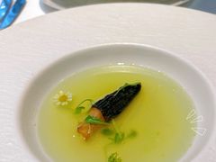 -华凌牛庄西餐厅(乌鲁木齐华凌美爵大饭店)