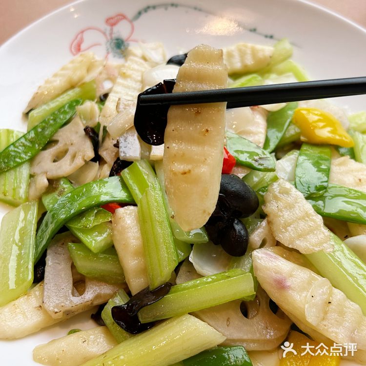 南村本地人经常来的酒楼，真的吃不腻！！！