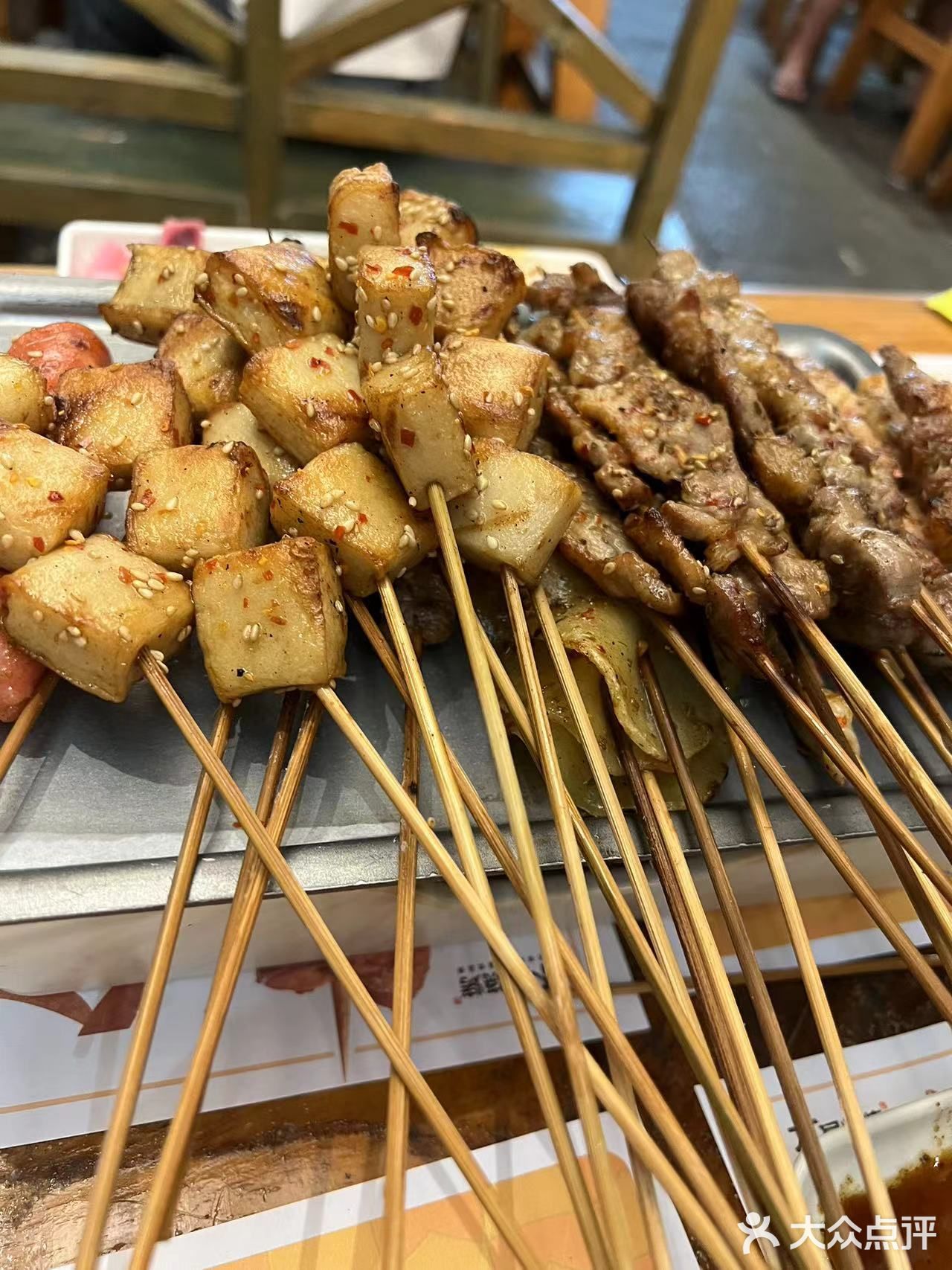 太香了这家烧烤，嘎嘎香