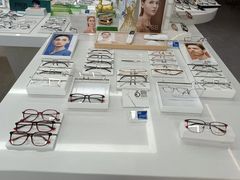 -视野联行眼镜(第一国际店)
