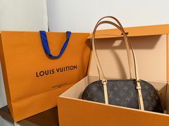 -LV路易威登(杭州万象城店)