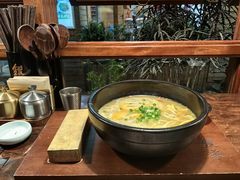 -银米·云南传统过桥米线(双廊黑金冠店)