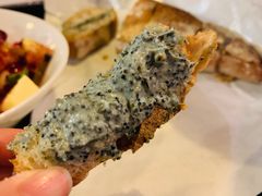 黑松露鱼子酱面包-Let's Taipei 非常烘焙(太古里店)