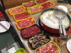 -彩鹿·潮汕·鲜牛肉·自助火锅(伊电园店)