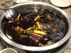 -肖肖酸萝卜鱼火锅(总店)