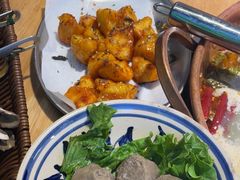 -洱火云南酸菜牛肉火锅(石景山当代商城店)