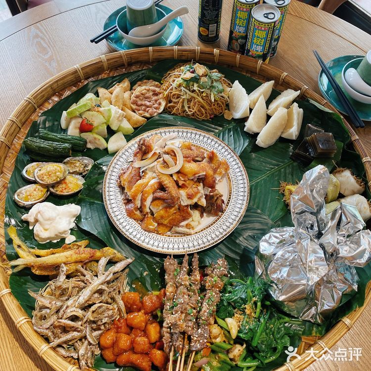三亚沿江黎家宴｜一生必吃的海南菜 