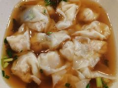 -双燕楼·手工馄饨·汤面小吃(世纪汇店)
