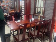 -湖南人家湘菜馆(镇江路店)