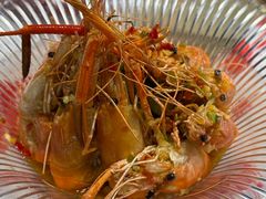 -肥肥虾庄·金牌油焖大虾(汉街SKP店)