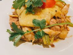 -大头虾越式风味餐厅(光明广场店)