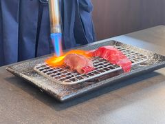 -铭牛烧肉·和牛海鲜自助(高新月牙湖店)
