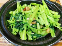 啫啫通菜-香港深井掂檔烧鹅茶餐厅(海韵城店)