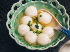 -包整·丝娃娃(一览甲秀楼风景店)
