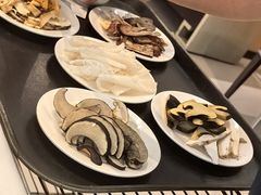 -天宜隆蘑菇宴火锅(石景山旗舰店)