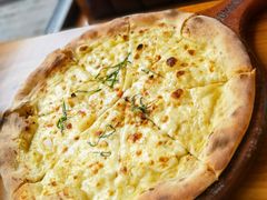 金枕榴莲披萨-COMMUNE幻师(五角场店)