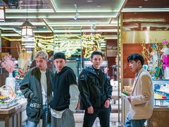 -大中华希尔顿酒店-念自助餐·嗨啤·小龙虾
