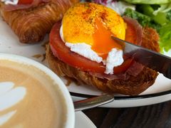 -Common Table · Brunch & Coffee
