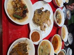-蓝田九大碗民俗食府(蓝田店)