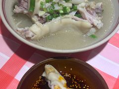 -老方桌烂蹄花川菜馆(九龙坡店)