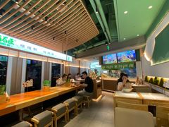 -百春原湖南牛肉粉(百联世纪店)