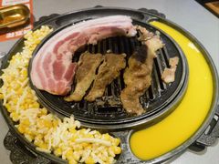 -轻烧烤肉(光谷步行街店)