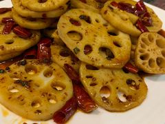 -扒虾小妹儿麻辣海鲜(宏图街店)