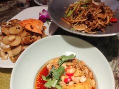 -西湖书堤(平湖八佰伴店)