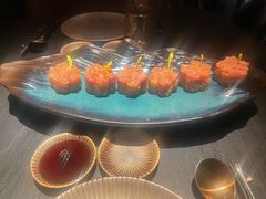 -蟹犇前•帝王蟹雪蟹(陆家嘴店)