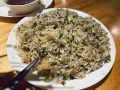 特色臊子蛋炒饭-嘉州叶婆婆钵钵鸡(建设路店)