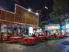 -云晓光头烧烤吧(川沙绿地店)