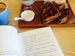 -猫的天空之城概念书店(苏州平江店)