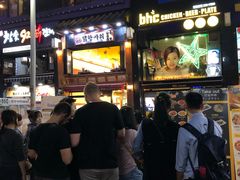 门面-BHC炸鸡(明洞总店)