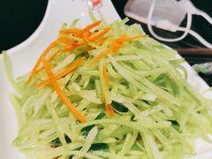 -鱼窝棚柴火铁锅炖(富山屯店)