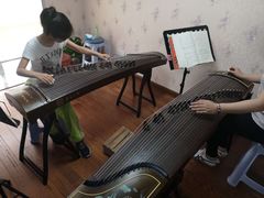 -琴芳艺所艺术培训.古筝钢琴