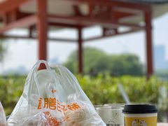 鲜汁大肉包-食膳公园包子铺(烈士公园店)