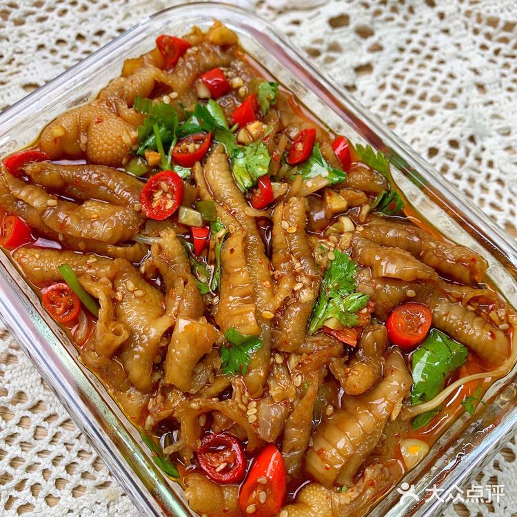 酸辣过瘾超解馋的无骨鸡爪,怎么吃都不会腻