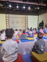 -小鸡哆哆故事屋·儿童乐园(嘉里城店)