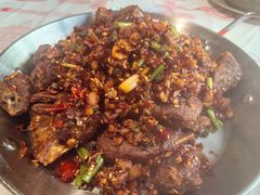 -肥肥虾庄·金牌油焖大虾(杨园滨江时代walk店)