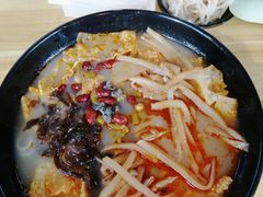 -小蛮妞家螺蛳粉(凯旋路店)