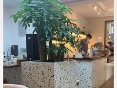 -Line 咖啡(石厦花园店)