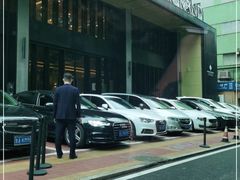 -乔治莫兰迪酒店(济南解放路山东大学店)