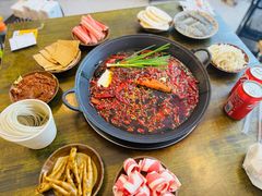 -黄潇洒老火锅(九眼桥宏济巷店)