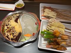 -牛串门串串香(东直门簋街总店)