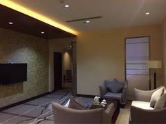 -昆仑和悦酒店(青岛奥帆中心五四广场店)